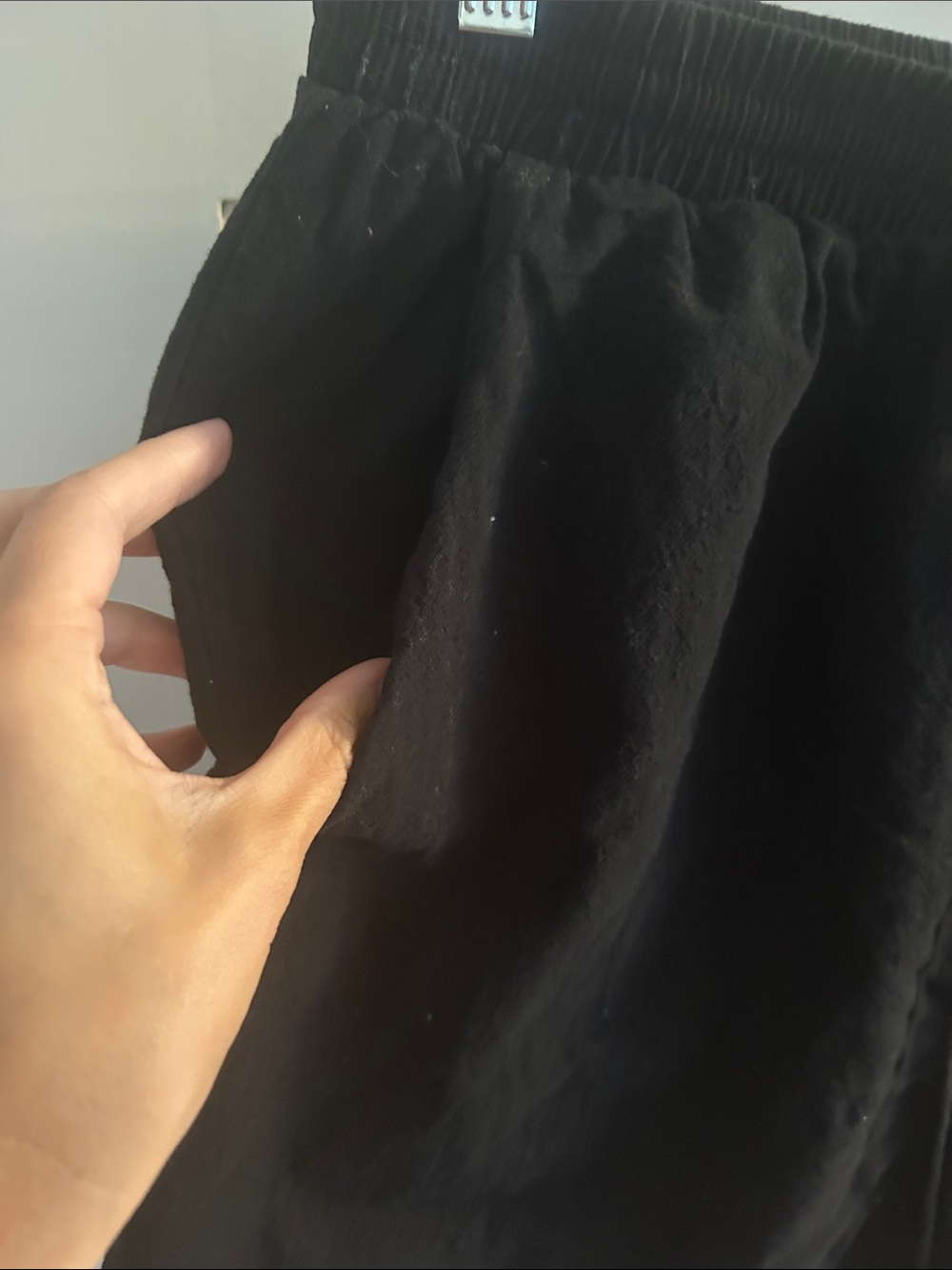 Amazon Black Women's Drawstring Relaxed Shorts - Picture 7 of 10